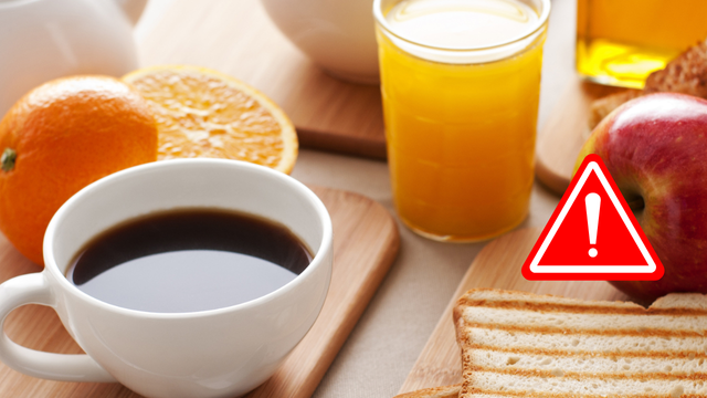 Suco de laranja, torradas e café? O erro no café da manhã que pode inflamar seu cérebro e roubar sua energia