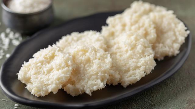 A cocada simples faz jus ao seu nome de tão fácil que é (Créditos: Shutterstock)