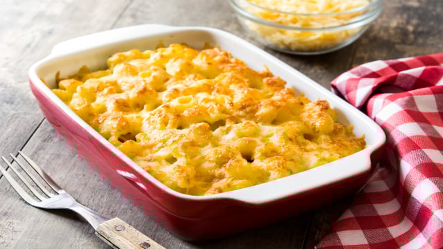 O macarrão gratinado com bechamel da minha mãe: simples, caseiro e inesquecível