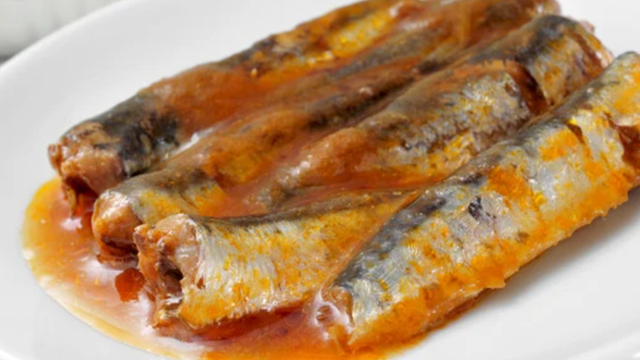 Experimentei fazer essa receita do TudoGostoso de sardinha na pressão igual a de lata e nunca mais comprei no mercado, fica incrível