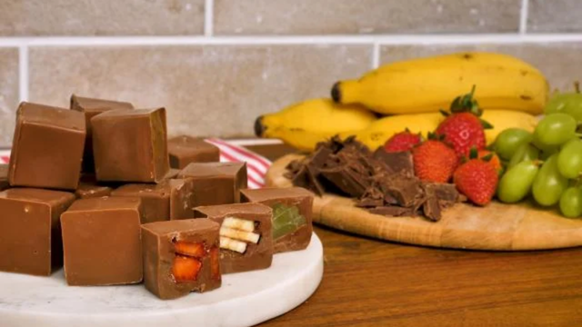 Cubos de chocolate. (créditos: TudoGostoso)