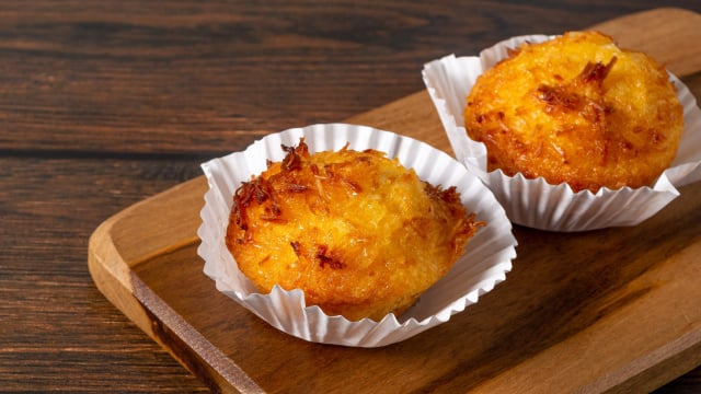 Queijadinha de padaria: o segredo para ficar cremosa por dentro e douradinha por fora