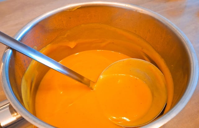 Todo mundo pede a receita desse caldo de abóbora e frango irresistível e eu falo que aprendi no TudoGostoso