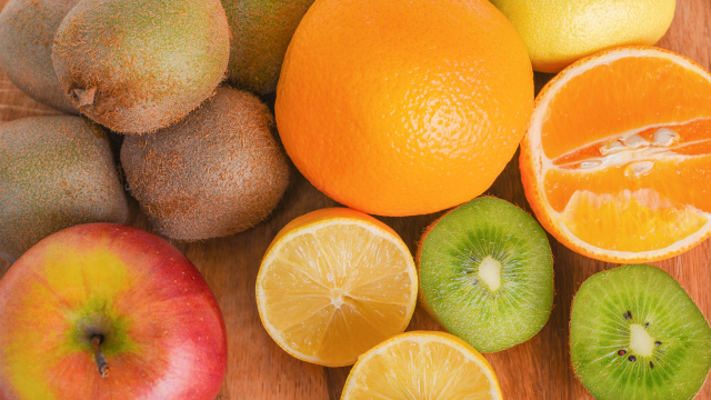 4 melhores frutas para aliviar o intestino preso de forma natural e saudável