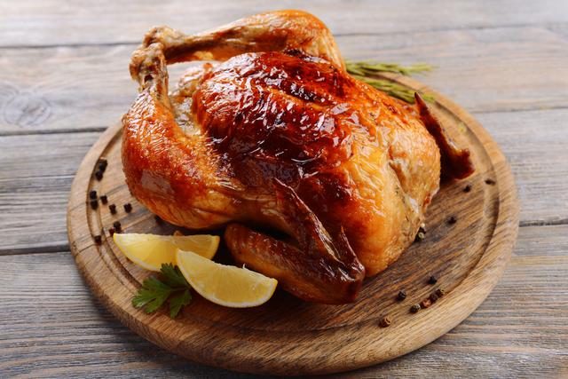 Frango de Natal: a receita que você sempre quis pra passar longe do peru