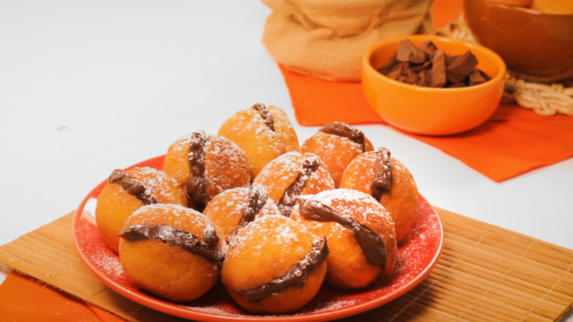 Sonho de cenoura fofinho, douradinho e muito fácil de fazer: o sabor especial que você estava procurando