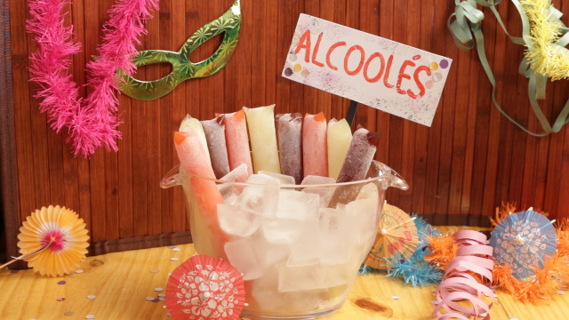 Sacolés alcoólicos. (Créditos: TudoGostoso)