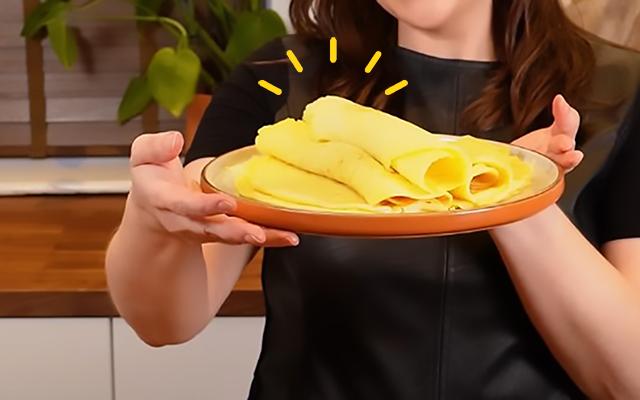 Massa de panqueca de liquidificador sem farinha de trigo virou a receita oficial do café da manhã de domingo aqui em casa