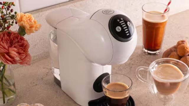Cafeteira Dolce Gusto Genio S Basic fica 32% mais barata e prepara bebidas em poucos minutos