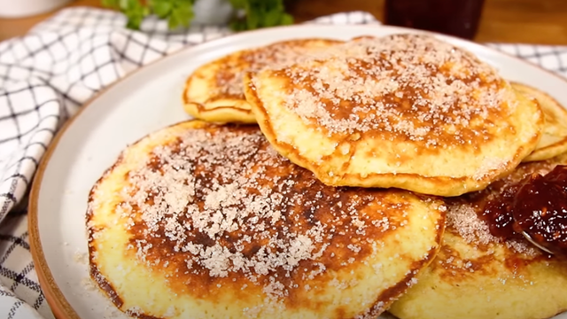 Pãozinho de banana fácil na frigideira: estou viciada nessa receita com banana madura, faço quase todos os dias