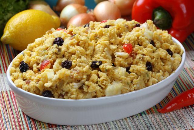 Essa farofa de Natal é a melhor receita de acompanhamento que vai ter na sua ceia