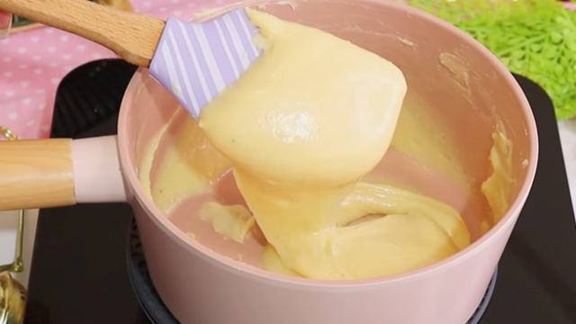 Seguindo esse passo a passo o seu brigadeiro vai ficar bem cremoso (Créditos: Reprodução / YouTube @AnelyseMartins)