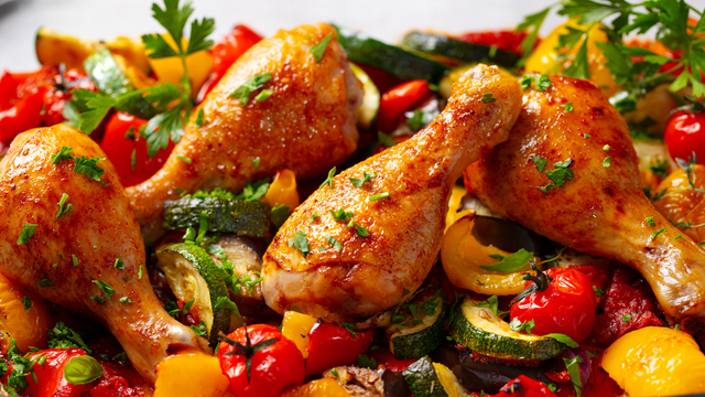 Os chefs espanhóis concordam: o frango assado mais suculento não é feito com manteiga, mas sim com o uso correto do sal