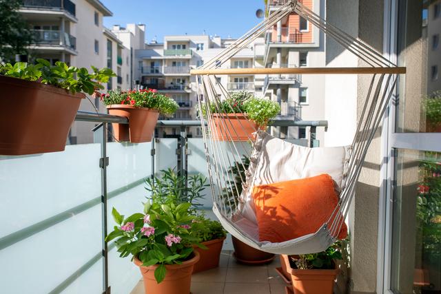 Adeus varanda sem graça: 12 dicas de decoração para transformar esse espaço com estilo