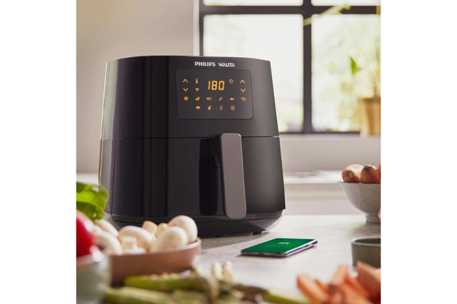 Com capacidade de 6,2L, a Airfryer Philips Walita é ideal para toda a família (Divulgação: Amazon)