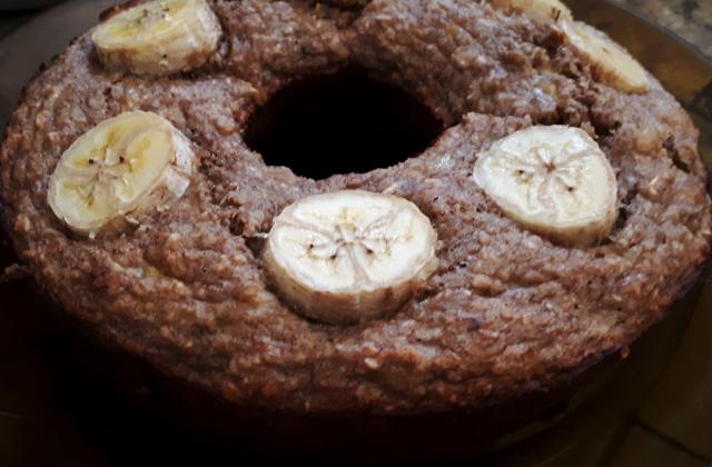 Bolo de banana com aveia, ovos e canela: nutritivo e fit! Veja essa e outras opções de sobremesa mais saudáveis (Créditos: TudoGostoso)