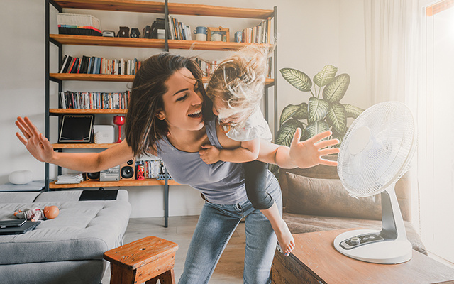 No verão, o ventilador é usado todo dia, mas esconde um perigo para crianças e idosos que é muito fácil de resolver