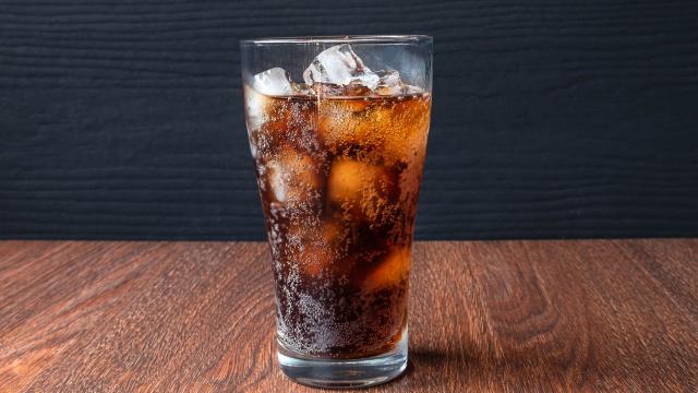 Ainda está em dúvida se deve ou não beber seu refrigerante zero? Os cientistas debatem prós e contras da bebida