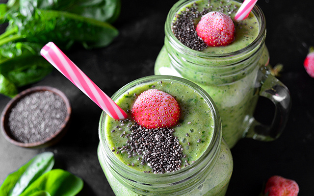 Para que serve a vitamina de morango com espinafre? Aprenda a fazer essa bebida deliciosa
