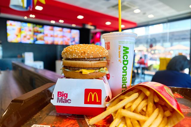 Como conseguir comida fresca toda vez que você vai ao McDonald's, segundo esse ex-funcionário que trabalhou por 10 anos na rede