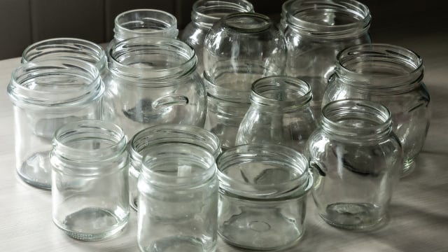 A maneira mais fácil de esterilizar potes: sem vapor, sem panelas e sem transformar a cozinha em uma sauna