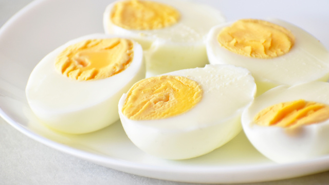 O consumo de ovos afeta o fígado e os rins? Quando escolher a gema e quando escolher a clara