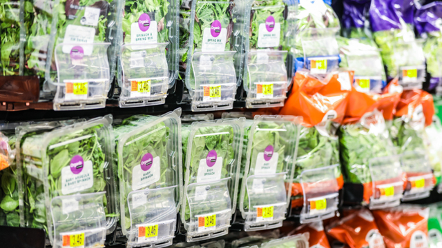 Você compra salada embalada? 4 sinais de alerta para observar antes de levar para casa