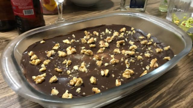 Pavê vegano de chocolate e nozes. (créditos: TudoGostoso)