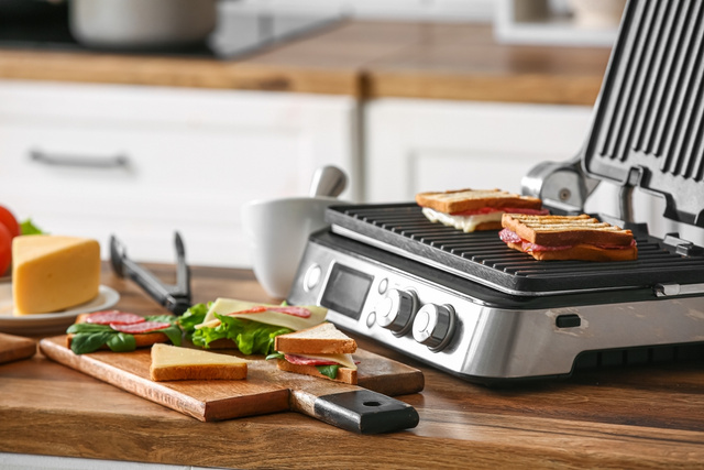 É chapeira ou sanduicheira? Esse produto é surpreende e clientes garantem que "dá até pra fritar ovo"