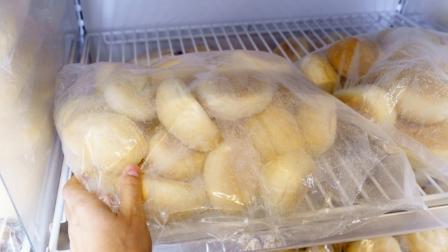 Pare de guardar pão na geladeira: onde colocá-lo para que se mantenha fresco por mais tempo