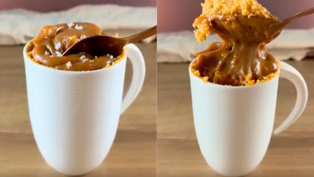 Bolo de caneca de doce de leite: só 4 ingredientes, fica super fofinho e não transborda no micro-ondas