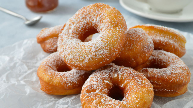 Mais rápido que panquecas: o café da manhã preguiçoso que aprendi com o confeiteiro da cafeteria