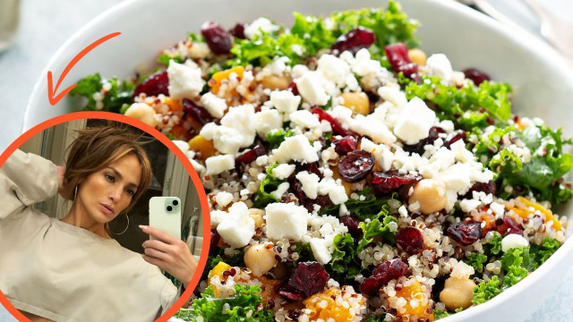 A salada de Jennifer Lopez de couve, limão, semente de abóbora e algo mais: receita simples é uma das ótimas opções da estrela de Atlas para o almoço