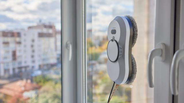 Robô que limpa janela: será o início de um sonho realizado? E quanto custa esse sonho?