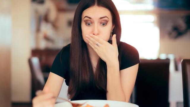 O ingrediente que você precisa tirar hoje da dieta para comer sem engordar e viver por mais de 100 anos, segundo a ciência