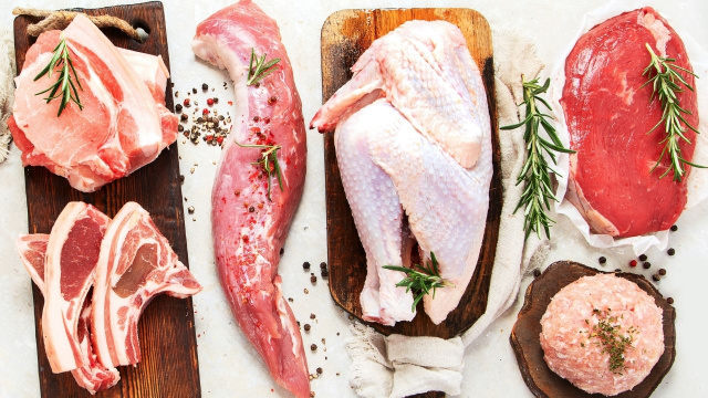 Carne de porco, frango ou carne bovina: uma nutricionista explica qual é a carne mais saudável