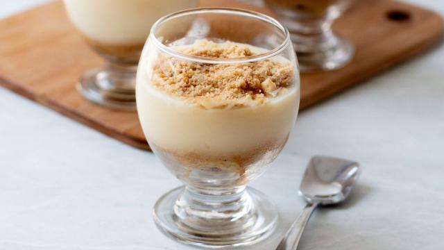 Dê um pouco de cremosidade para o seu arraiá com a mousse de paçoca (Créditos: Shutterstock)