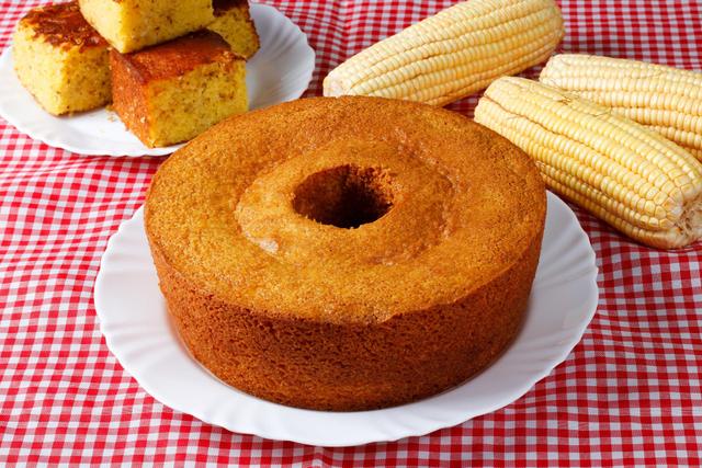 Minha avó revelou todos os segredos para fazer o bolo de milho perfeito para a Festa Junina e aqui estão as dicas!