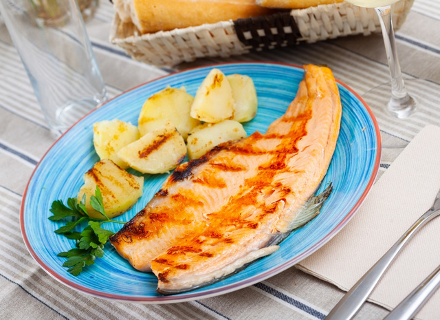 Escolha esse peixe sem medo: ele não acumula metais pesados e a carne é muito mais limpa e mais barata