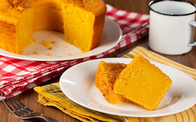 Karine Garcia: "Primeiro bolo de fubá que fiz na vida foi esse do TudoGostoso e deu muito certo, virou uma das receitas favoritas"