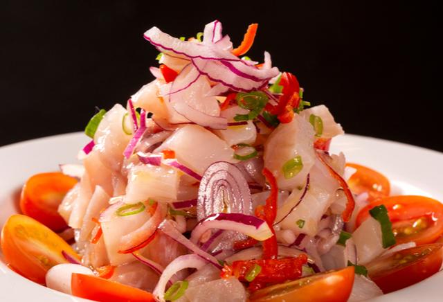 Um prato peruano que não vai ao fogo e que você pode prerarar na sua própria cozinha (Créditos: TudoGostoso)