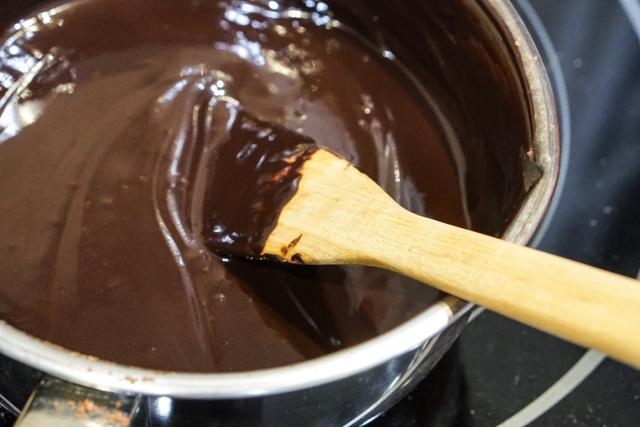 Anote para não esquecer: os pontos de brigadeiro para cobertura, recheio, bico de confeiteiro e enrolar