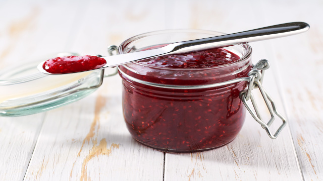 Aprenda a fazer uma geleia de chia perfeita em casa com apenas 2 ingredientes