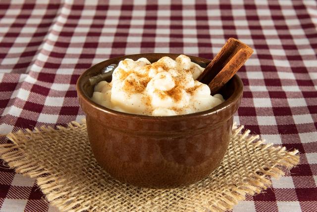Canjica sem leite condensado e sem açúcar: aprenda receita low carb do doce que te esquenta no inverno