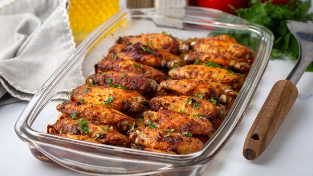 Siga as dicas do chef para conseguir asinhas deliciosas (Créditos: Shutterstock)