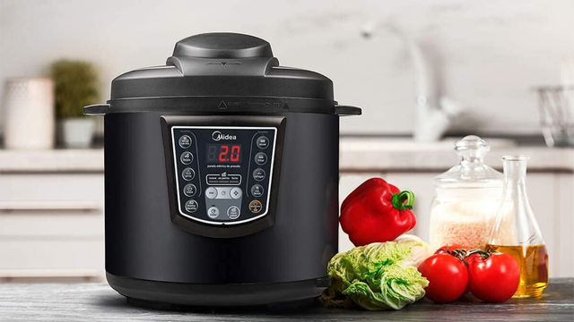 Morria de medo de panela de pressão, mas este modelo elétrico salvou as minhas receitas e agora está com desconto de mais de R$ 100,00