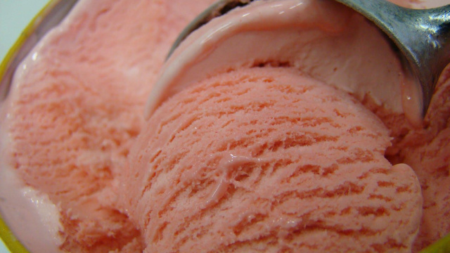 Fácil de fazer, esse sorvete é a opção perfeita para você se deliciar sem se preocupar com a dieta (Créditos: TudoGostoso)