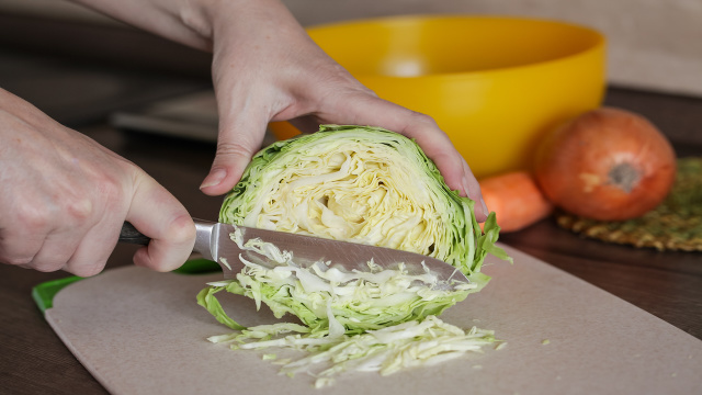 Vegetal subestimado vira tendência e é coroado o queridinho do verão: 3 receitas com o alimento barato e cheio de nutrientes