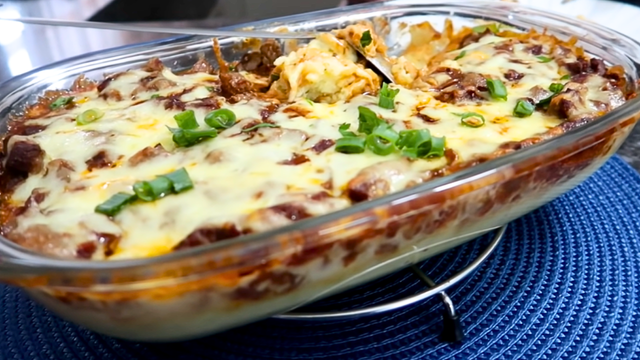 Nem escondidinho, nem fricassê: esse picadinho de forno cremoso da minha avó me deixa com fome só de pensar, receita fácil e farta