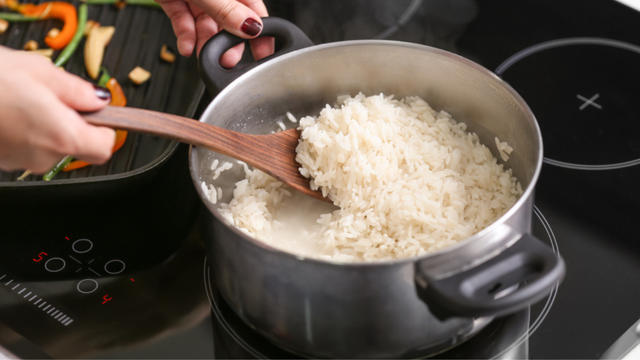 Poucos sabem, mas esse é jeito certo de cozinhar o arroz e evitar picos de glicose